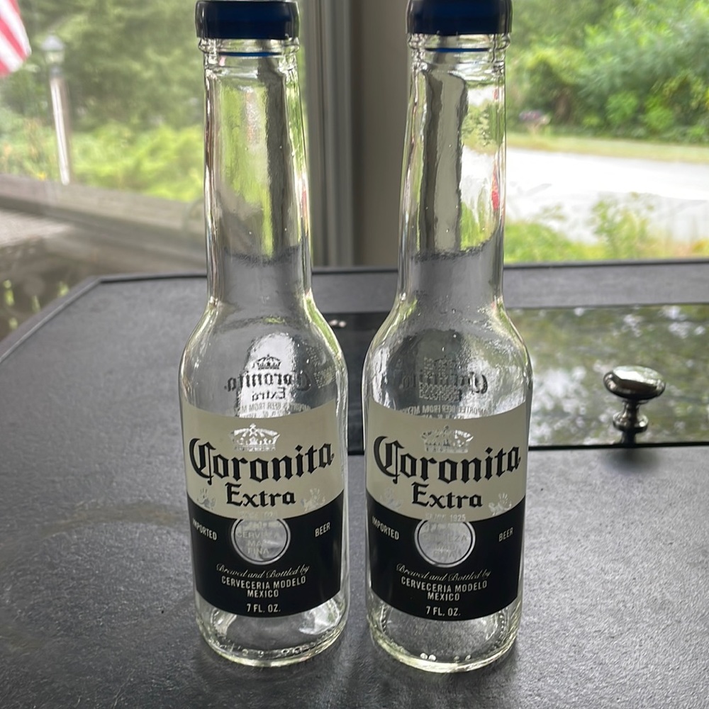 Coronita Salt and Pepper shakers
